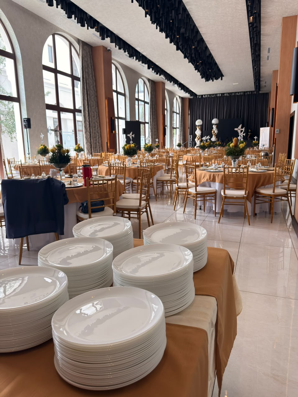 Vajilla lista para una celebración